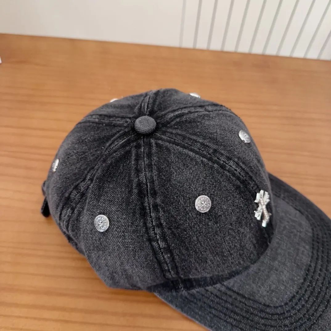 💰60 Chrome Hearts 💓Early spring Korean style fashion retro distressed hole hat wear design versatile baseball cap peaked cap
